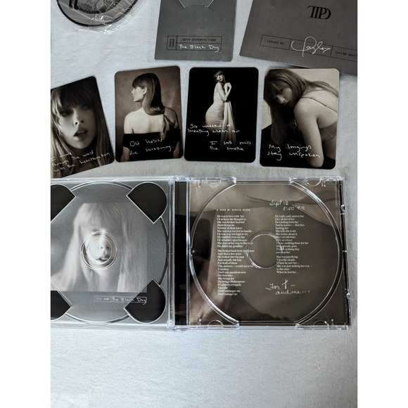 Taylor Swift The Tortured Poets Department Deluxe CD The Black Dog TTPD - Picture 10 of 14
